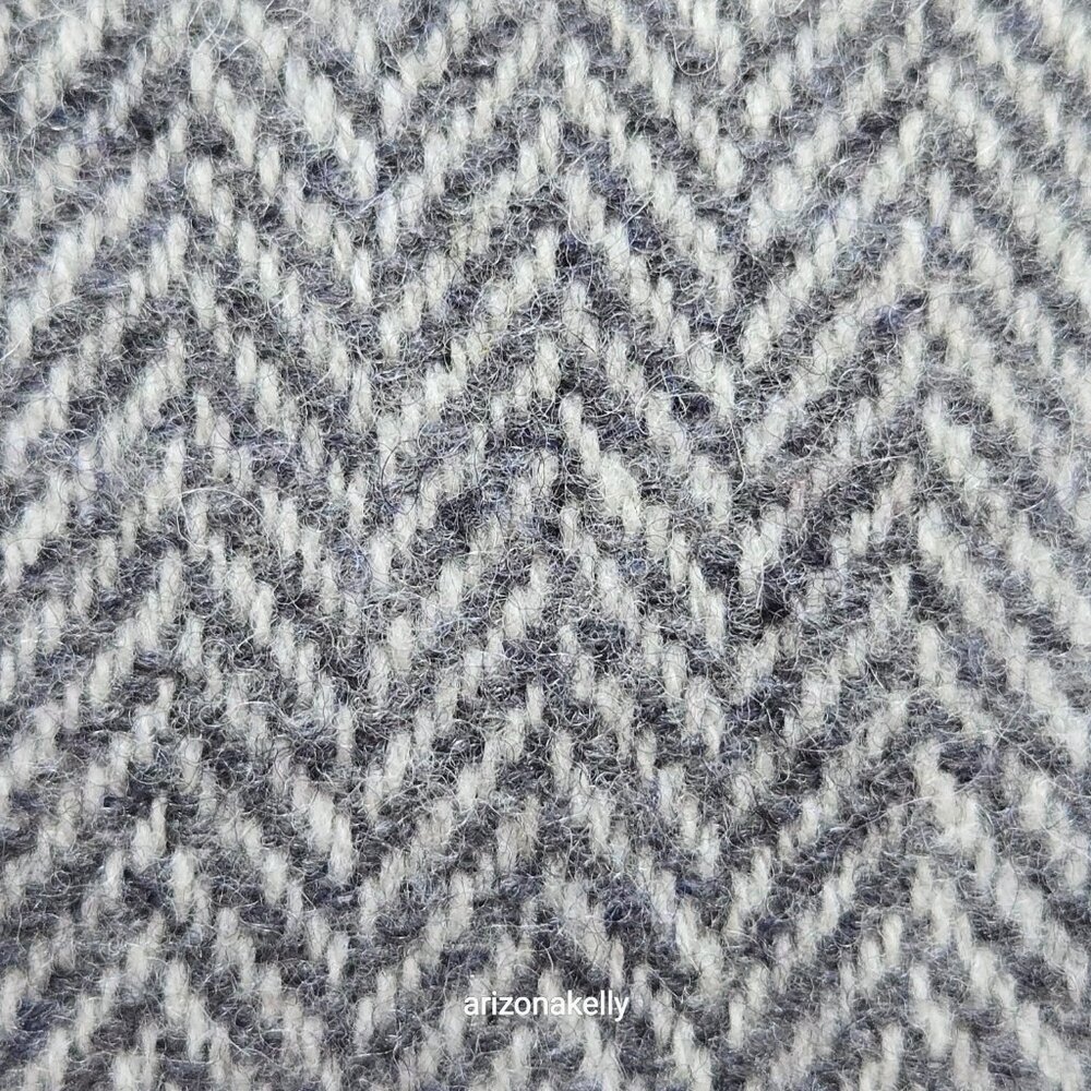NWOT McCabe Collection Lambswool Scarf 100% Wool Grey Herringbone Ireland - Picture 9 of 12